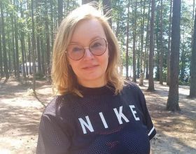 Елена Елена