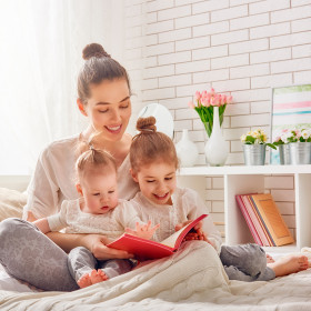 Требуется няня для двух детей Требуется няня для двух детей